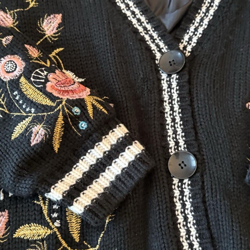 L'Atiste‎ Embroidered Knit Cardigan Jacket Women's S Oversized Floral Boho - Picture 12 of 14